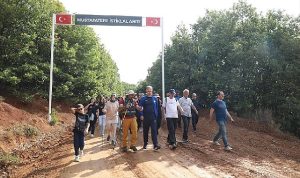 inegol-kurtulus-sehitleri-icin-yurudu-Xz5BrUx1.jpg