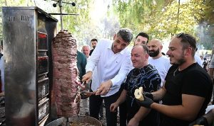 kartepede-artvinliler-dayanisma-pikniginde-bulustu-Wsj1RZFr.jpg