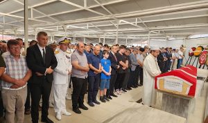 kaymakan-ozdemir-son-yolculuguna-golcukten-ugurlandi-nkuWsYWb.jpg
