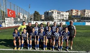 konak-belediyespor-u17-kiz-futbol-takimi-sampiyonluk-yolunda-8M3OUwLS.jpg