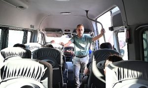 ogrencilerden-baskan-topalogluna-ucretsiz-servis-tesekkuru-6tYhZuON.jpg