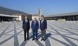 vali-demirtas-osmangazi-meydanini-inceledi-5vEnYarF.jpg