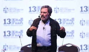 ahmet-umit-kitaplarinda-aski-yazmanin-nedenlerini-anlatti-LOSwGNp7.jpg