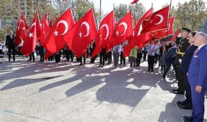 bayrampasada-100-yil-coskusu-xDDEqCLi.jpg