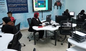 bes-bin-200-ogrenci-ders-basi-yapti-qVmpj8Rb.jpg
