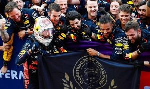 bybit-kullanicilari-max-verstappenin-japonya-grand-prixsi-ve-pilotlar-sampiyonlugu-zaferiyle-tarihi-cifte-zafere-3rpUu4w8.jpg