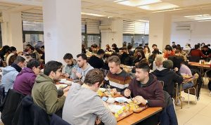cankaya-belediyesinin-kapilari-universite-ogrencilerine-sonuna-kadar-acik-NQIsOcZ7.jpg