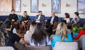 cumhuriyetin-100uncu-yilinda-meclis-koltuklarinda-gencler-ve-cocuklar-oturacak-TVzH3W11.jpg