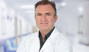 diz-protezi-ameliyatlarinda-robotik-cerrahi-ile-kisiye-ozel-tedavi-imkani-saglanabiliyor-uDClNyik.jpg