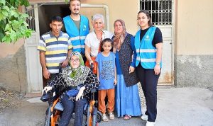 irem-donmeze-akulu-sandelye-rL1HMfOV.jpg