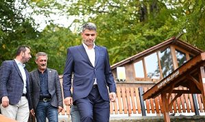 kocaman-kartepe-belediyesi-mesire-alaninda-inceleme-yapti-6xjN3D4E.jpg