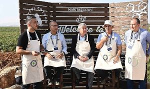 maritas-denim-harran-ovasindaki-ilk-rejeneratif-pamuk-hasadini-gerceklestirdi-zhGJSO7T.jpg