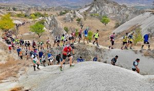salomon-cappadocia-ultra-trail-10yilinda-rekor-katilim-9-ekim-2023-zAtTyeyU.jpg
