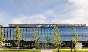 sisecam-yilin-ilk-9-ayinda-net-satislarini-95-milyar-tl-seviyesine-yukseltti-MLMM4xrx.jpg