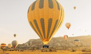 uberin-dunyada-ilk-kez-sunacagi-uber-balon-kapadokyadan-havalaniyor-eW21zqeB.jpg