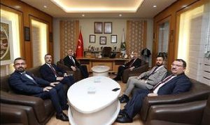 vali-demirtastan-inegol-belediyesine-ziyaret-s83PenAx.jpg