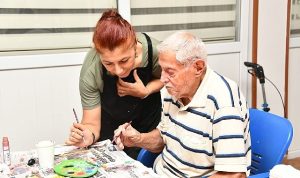 yenisehir-belediyesinden-huzurevi-sakinlerine-ozel-etkinlik-KZxJjEzR.jpg