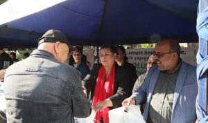 baskan-cercioglu-cinede-vatandaslarla-bulustu-f4lXIf1a.jpg