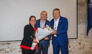 baskan-soyer-disk-emekli-sen-temsilcileriyle-bulustu-demokrasi-mucadelesinden-emekli-olunmaz-yLZ4zvaM.jpg