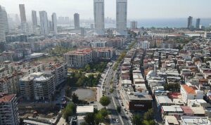 bayrakli-dev-bir-santiyeye-donustu-uIjEjhrv.jpg