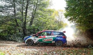 castrol-ford-team-turkiye-ege-rallisinde-zirveyi-hedefliyor-JOhL9xSR.jpg