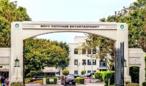 cumhuriyetimizin-100-yilinda-turk-yapimlari-hollywoodu-aydinlatacak-JUrbGxK3.jpg