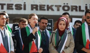 deu-filistinli-ogrencilerine-psikolojik-destek-verecek-zR8MzSOr.jpg