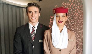 emirates-kabin-memuru-alimlarina-devam-ediyor-yFk22PxH.jpg