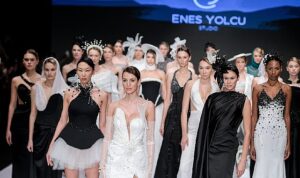if-wedding-fashion-izmir-podyumlarinda-yeni-bir-yildiz-dogdu-CwrBjV5x.jpg