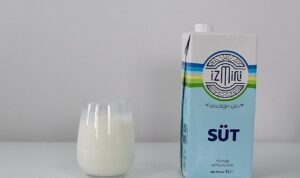 izmirli-sut-raflarda-yerini-aldi-FD5zFAK7.jpg