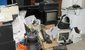 karsiyakada-elektronik-atiklar-tablete-donussun-kampanyasi-suruyor-5KcnS73q.jpg