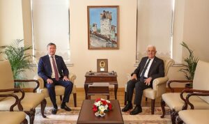 kazakistan-cumhuriyeti-antalya-baskonsolosu-kanafeyevden-baskan-gurune-ziyaret-mFrzQc7Q.jpg