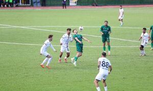 lider-aliaga-evinde-2-golle-kazandi-QORFtYEt.jpg
