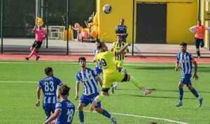 lider-aliagaspor-fk-evinde-berabere-kaldi-JYyeT1mJ.jpg