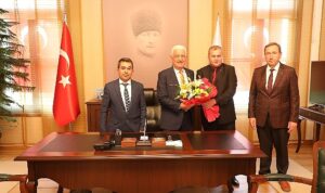 soforler-odasi-baskanlarindan-baskan-gurune-tesekkur-ziyareti-ggWNONeB.jpg