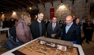 soyer-sadece-izmir-icin-degil-turkiye-icin-de-cok-onemli-bir-adim-5MistR5W.jpg