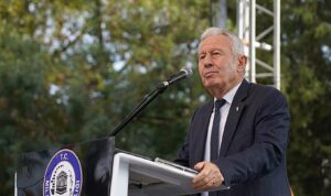 zeytinin-baskentinde-hasat-coskusu-basladi-ZWfLvdBb.jpg