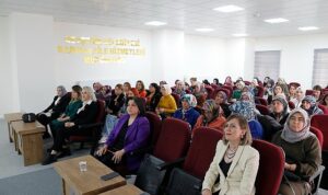 25-kasim-kadina-yonelik-siddete-karsi-uluslararasi-mucadele-ve-dayanisma-gunu-G2vqK1Dd.jpg