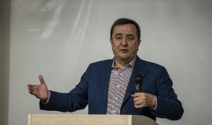 alevi-derneklerinden-baskan-batura-destek-zkEWB2A4.jpg