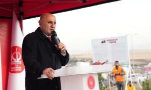 alparslan-turkesin-106-dogum-yil-donumunde-fidanlar-toprakla-bulusturuldu-WqMQwfXk.jpg
