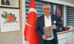 baskan-topaloglundan-ogretmenlere-anlamli-hediye-pvzQJdSj.jpg