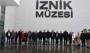 baskanlar-iznikte-bulustu-Eq96f1mC.jpg
