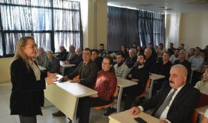 bitkilerin-profesoru-prof-dr-aysun-bay-karabulut-eu-iletisime-konuk-oldu-JglGe78y.jpg