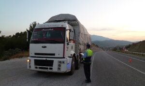 buyuksehir-zabita-ekipleri-1060-denetim-gerceklestirdi-SuWenFEw.jpg