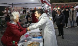 efes-selcukta-panayir-coskusu-BTJw3d77.jpg