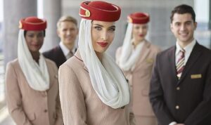 emirates-kabin-memuru-alimlarina-devam-ediyor-jYn9FHQK.jpg