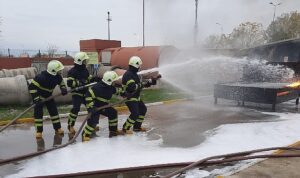 kocaeli-itfaiyesinden-hayat-kurtaran-egitimler-HeVkAYOr.jpg