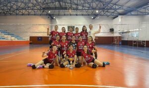 nevsehir-belediyesi-genclik-ve-spor-kulubu-voleybol-takimi-namaglup-sampiyon-nAi8dnSY.jpg