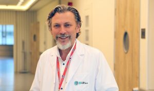 parkinson-hastaligi-20li-yaslarda-da-gorulebiliyor-pjiSjC5n.jpg