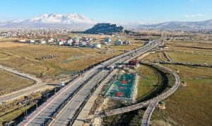 van-golu-sahil-yolu-acilisa-hazir-hzp2ze6N.jpg